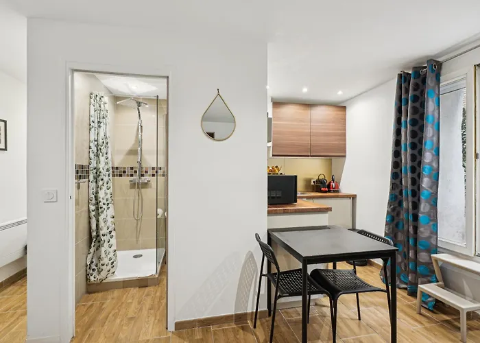 Tour Eiffel Апартаменты